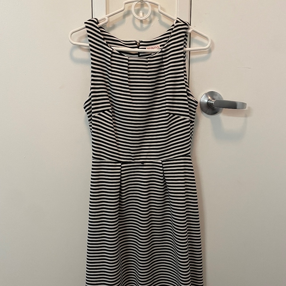 Striped black and white dress with pockets